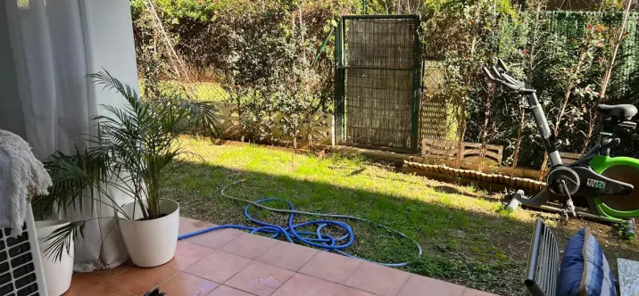 Продажа апартаментов на первом этаже в The Golden Mile 2