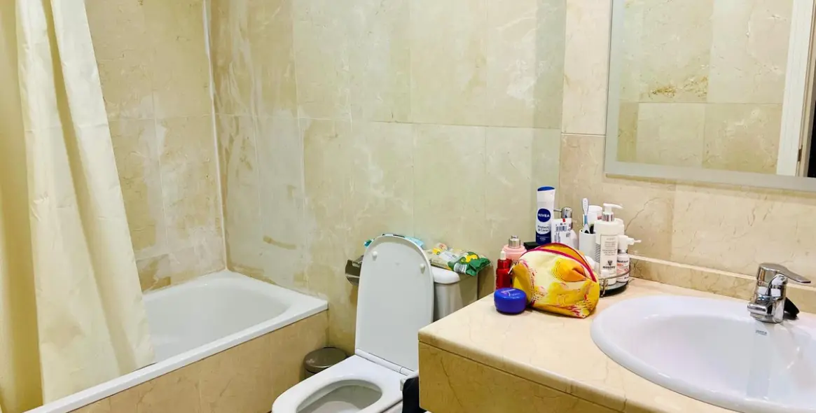 Продажа апартаментов на первом этаже в The Golden Mile 15