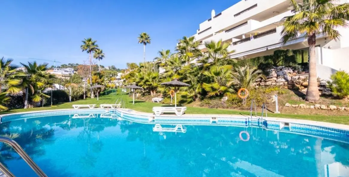 Sale of ground floor apartment in La Heredia 19