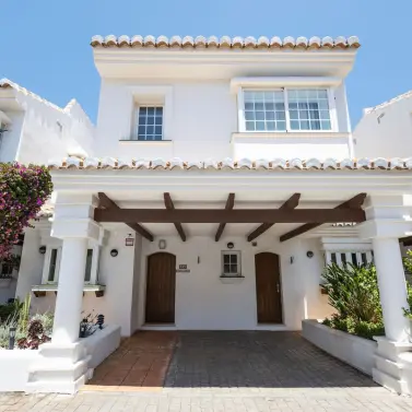 Sale of townhouse in Riviera del Sol