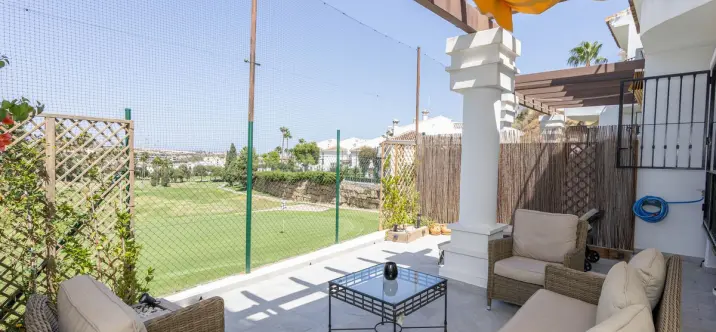 Sale of townhouse in Riviera del Sol 2