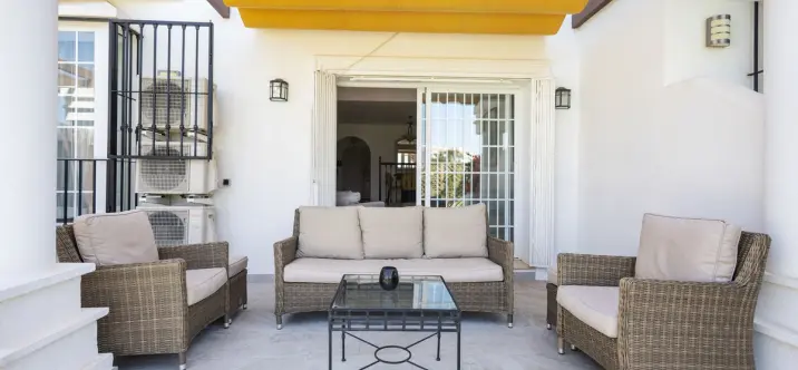 Sale of townhouse in Riviera del Sol 4