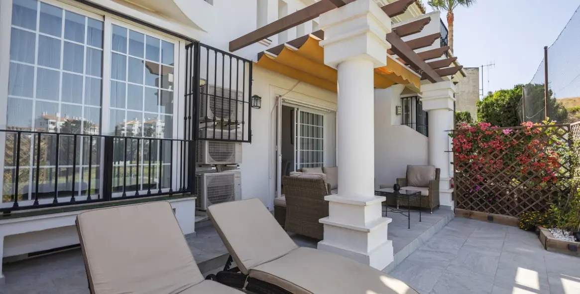 Sale of townhouse in Riviera del Sol 36