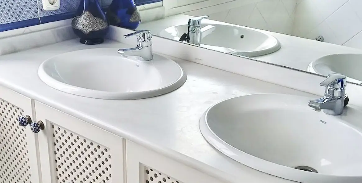 Sale of middle floor apartment in Marbella 13