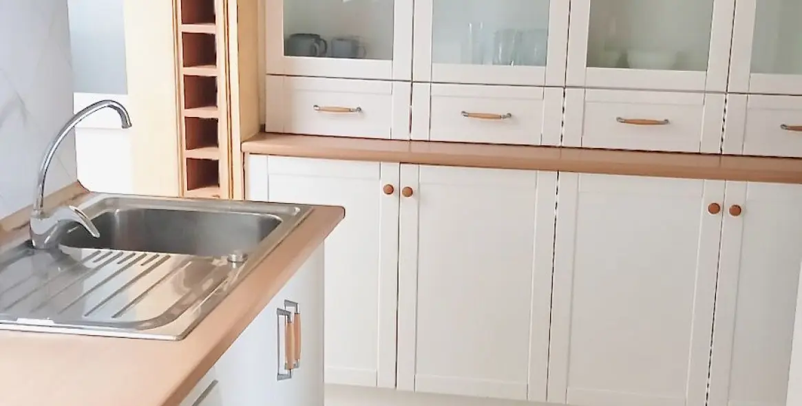 Sale of middle floor apartment in Marbella 14