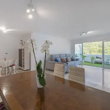 Sale of ground floor apartment in Nueva Andalucía