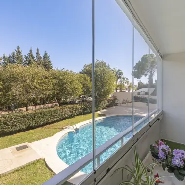 Sale of ground floor apartment in Nueva Andalucía