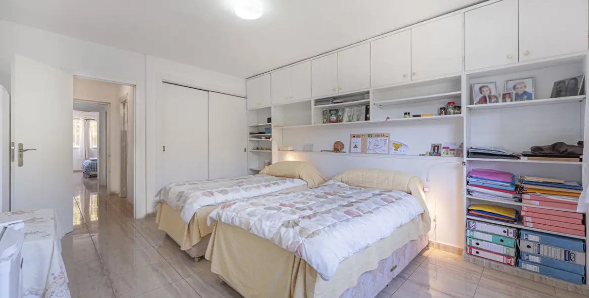 Sale of ground floor apartment in Nueva Andalucía 20