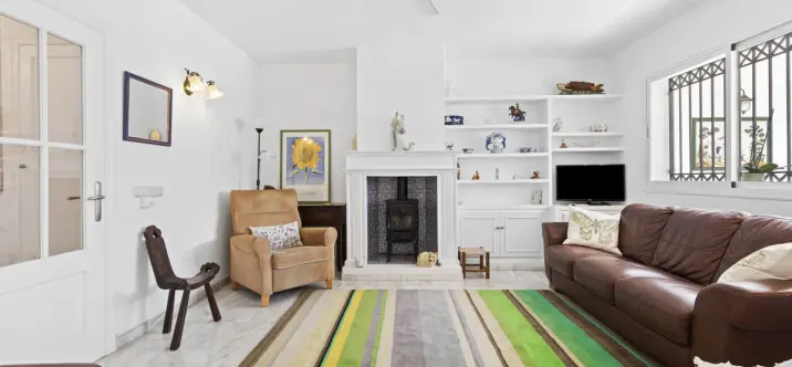 Продажа таунхауса в Estepona 1