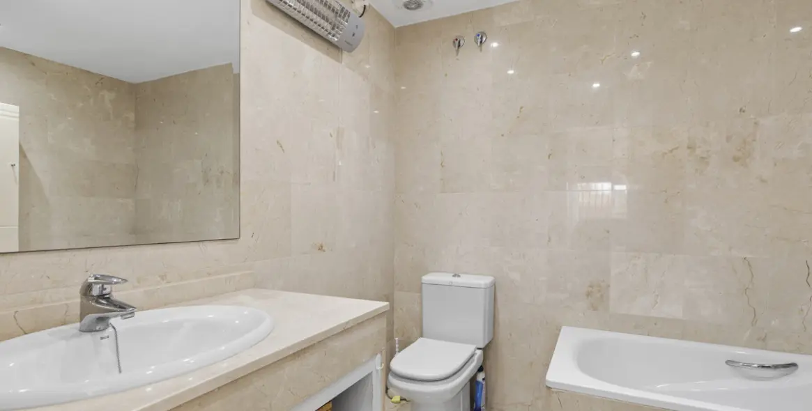 Продажа таунхауса в Estepona 16