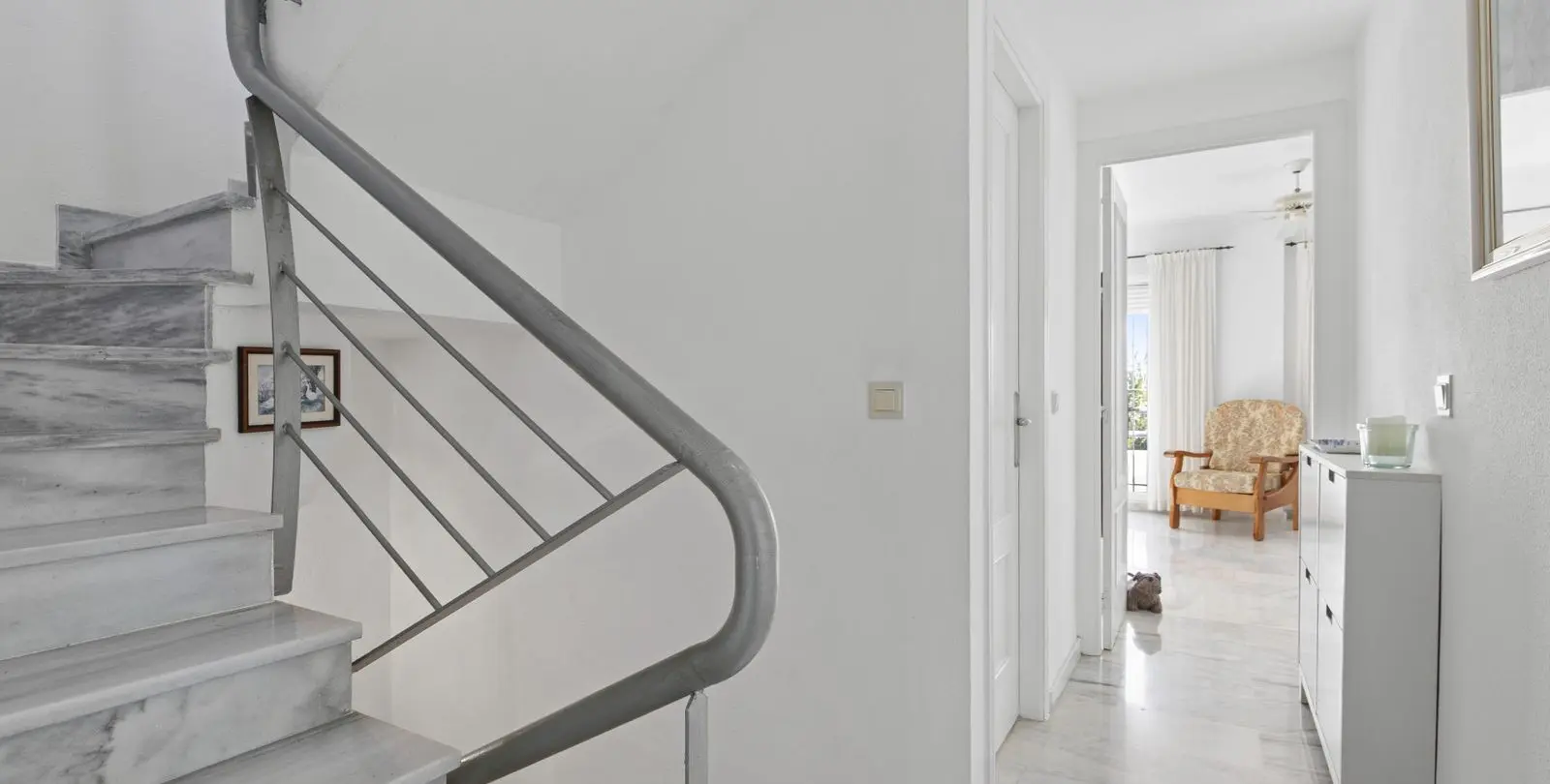 Sale of townhouse in Estepona 7