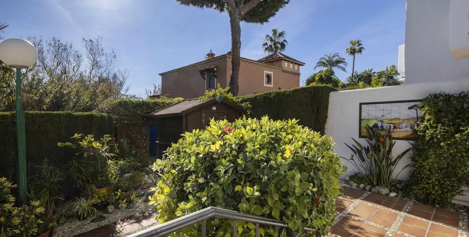 Sale of townhouse in Estepona 30