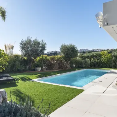 Продажа  отдельно стоящей виллы в Manilva