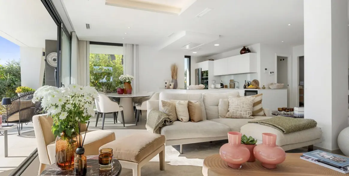 Продажа  отдельно стоящей виллы в Manilva 16