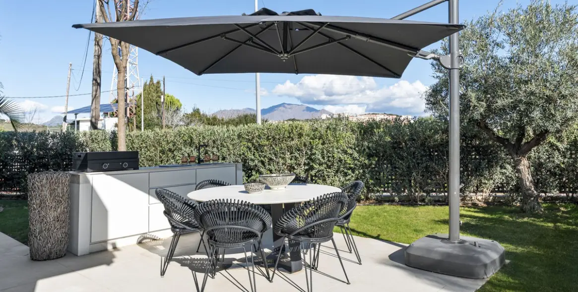 Sale of detached villa in Manilva 8