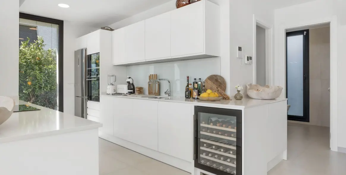 Sale of detached villa in Manilva 19