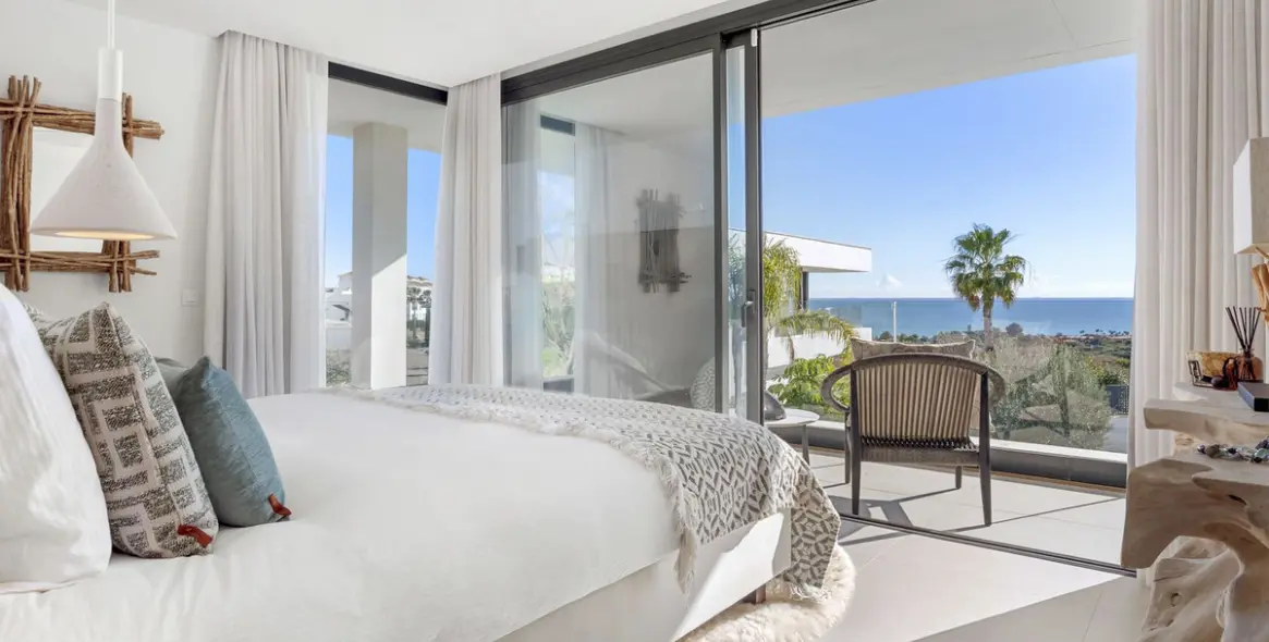 Sale of detached villa in Manilva 22