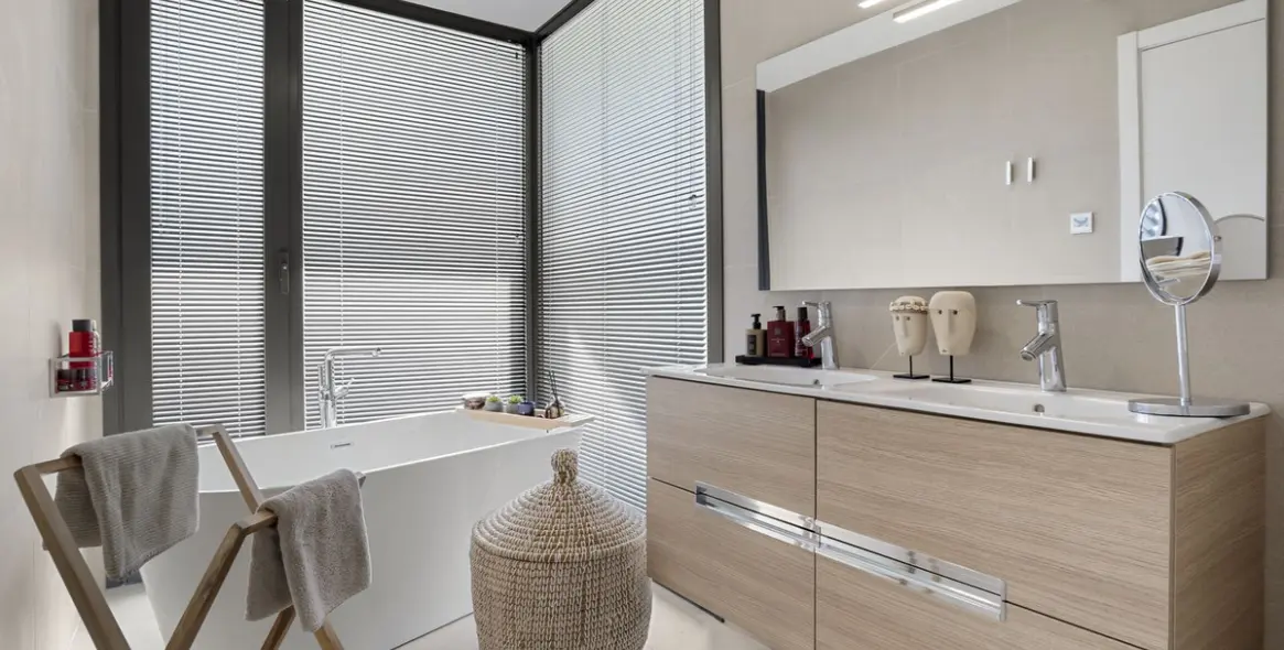 Sale of detached villa in Manilva 26