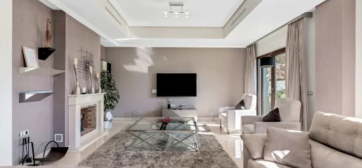 Alquiler a largo plazo de villa independiente en Benahavís 2