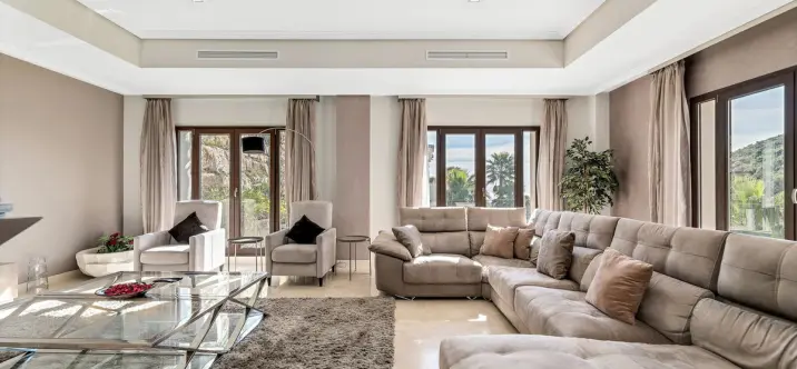 Alquiler a largo plazo de villa independiente en Benahavís 4