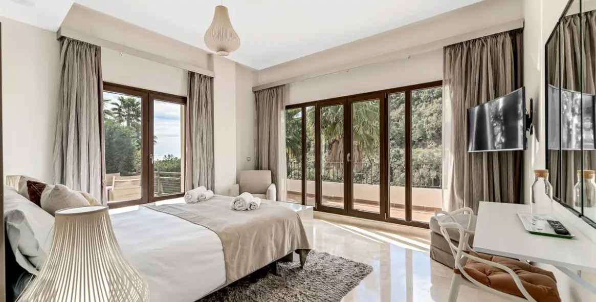 Долгосрочная аренда  отдельно стоящей виллы в Benahavís 14