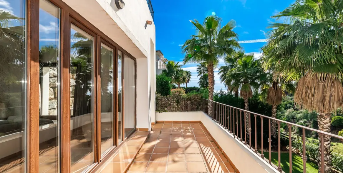 Долгосрочная аренда  отдельно стоящей виллы в Benahavís 17