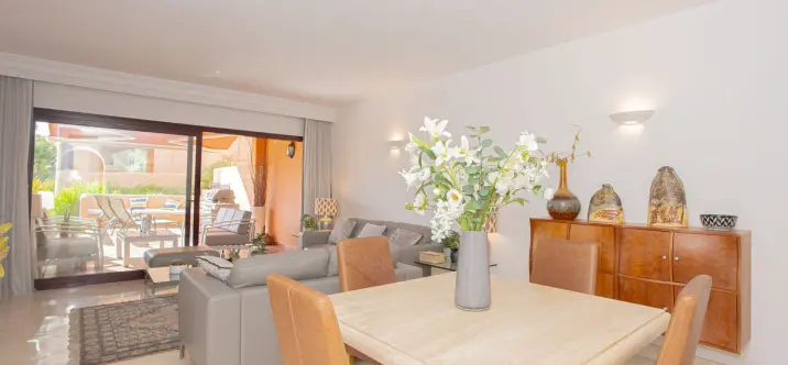 Sale of ground floor apartment in Bel Air 3