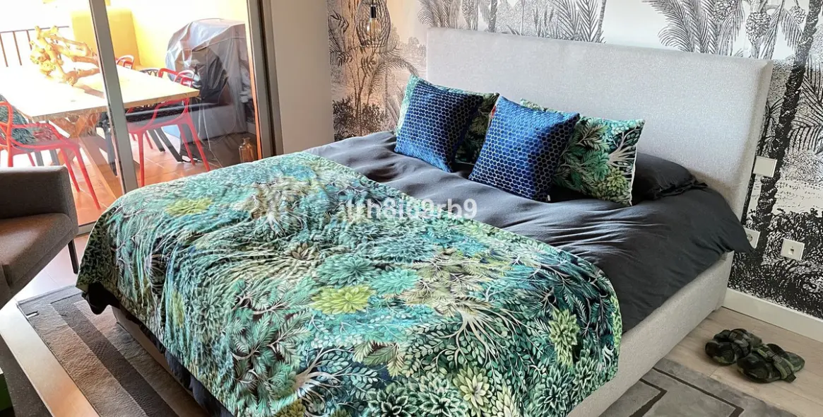 Sale of middle floor apartment in Bel Air 6