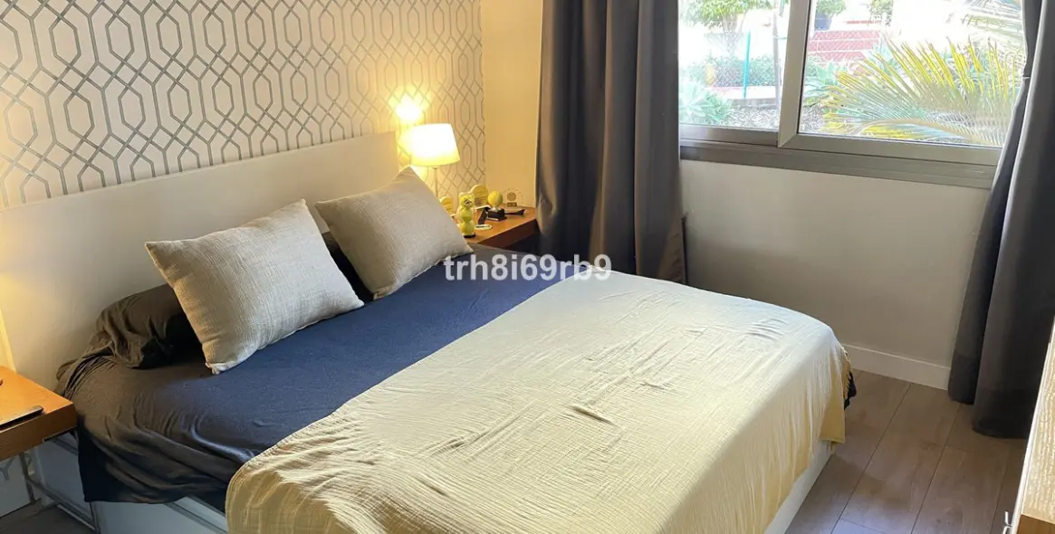 Sale of middle floor apartment in Bel Air 19