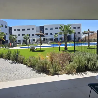 Sale of ground floor apartment in Estepona