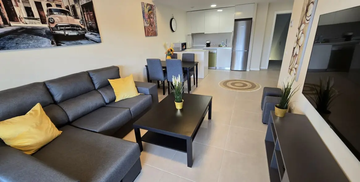 Sale of ground floor apartment in Estepona 3