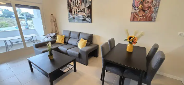 Sale of ground floor apartment in Estepona 3