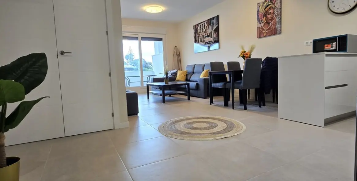 Sale of ground floor apartment in Estepona 5