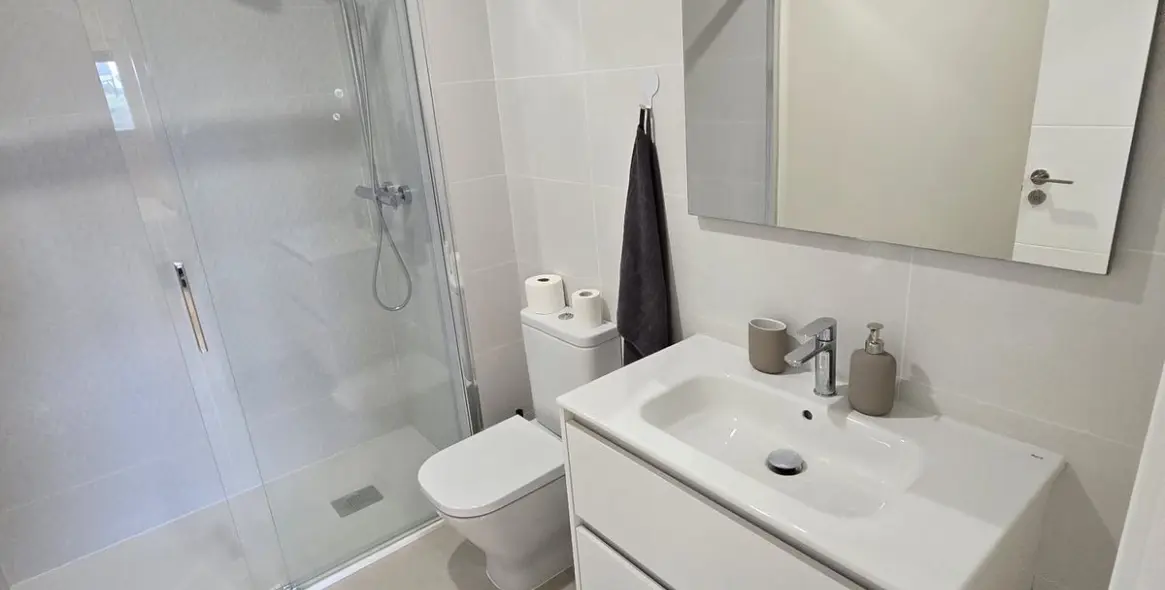 Sale of ground floor apartment in Estepona 15