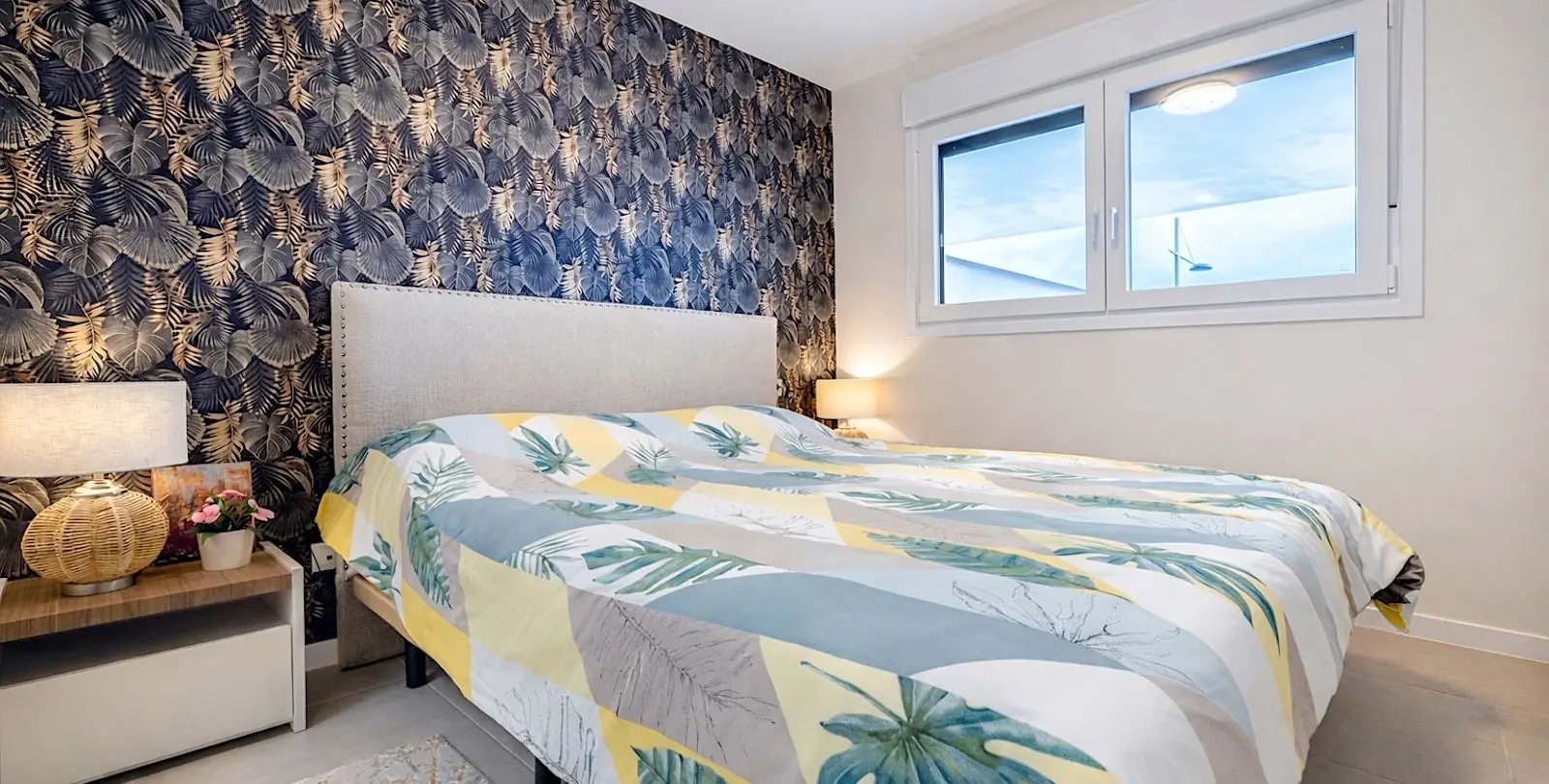 Продажа апартаментов на первом этаже в Estepona 2