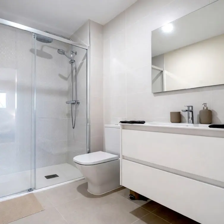 Sale of ground floor apartment in Estepona
