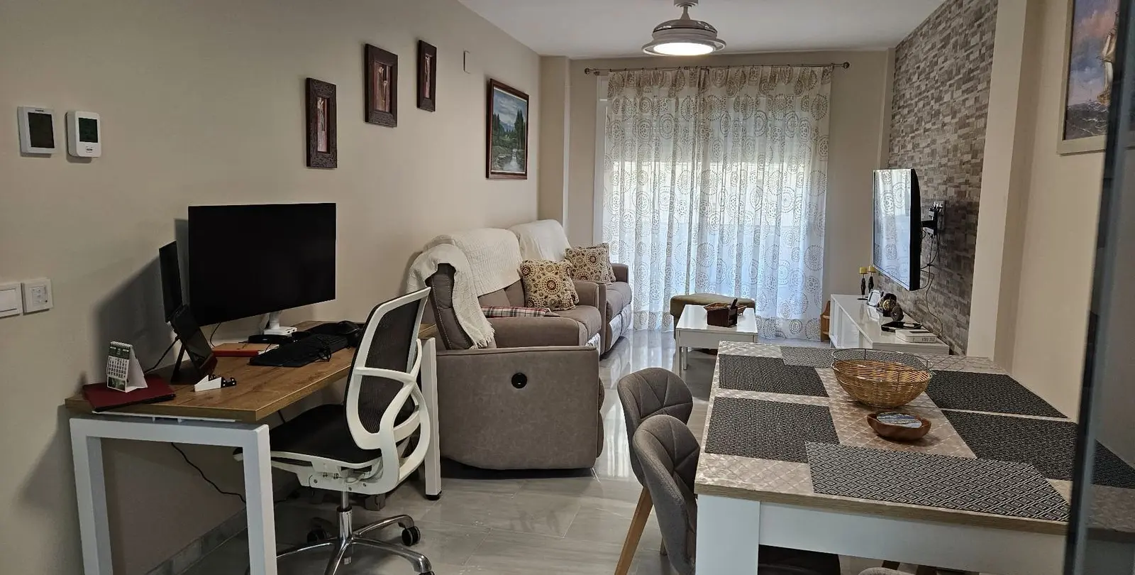 Venta de apartamento en planta media en Fuengirola 2