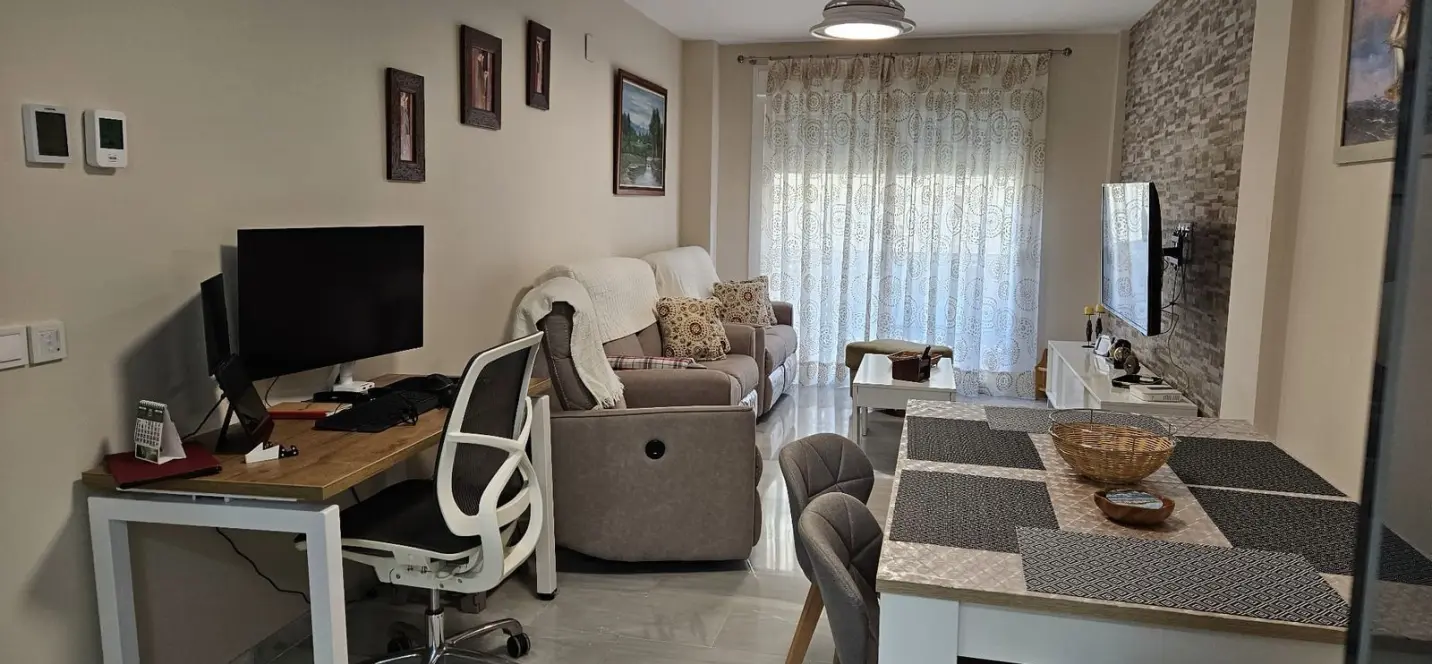Venta de apartamento en planta media en Fuengirola 1