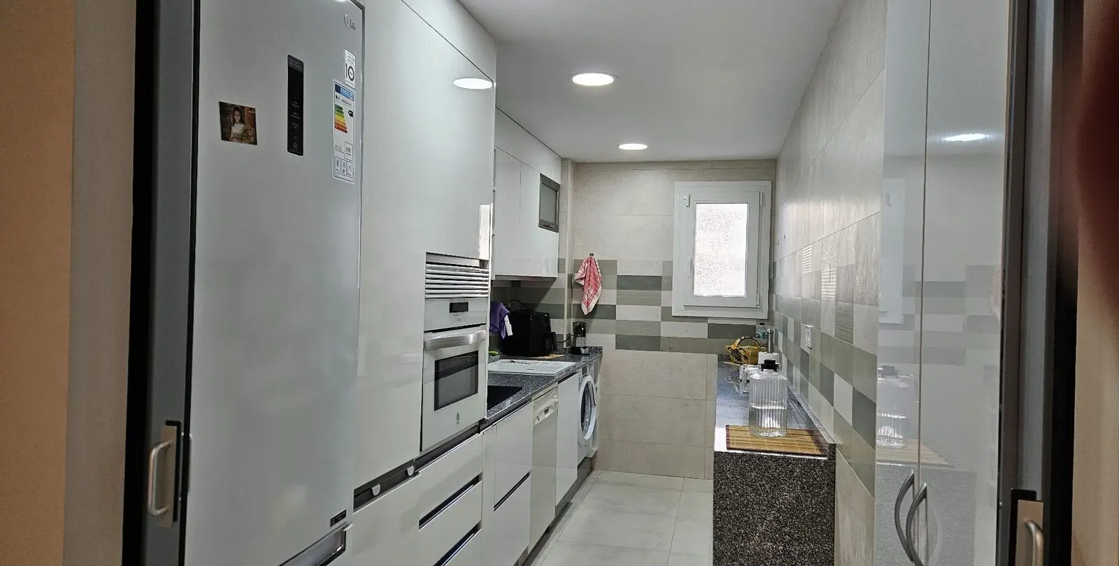 Venta de apartamento en planta media en Fuengirola 8