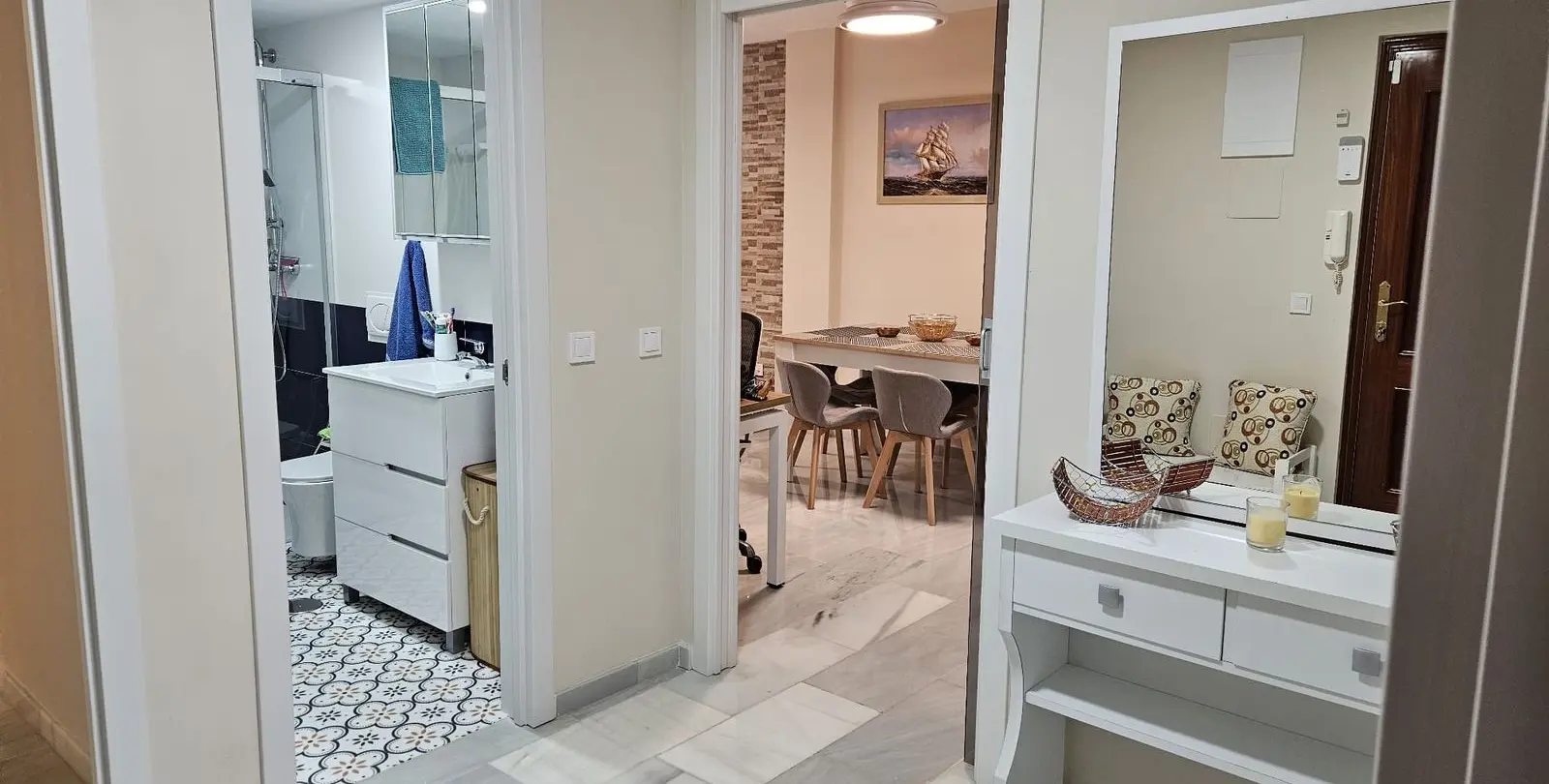 Venta de apartamento en planta media en Fuengirola 23