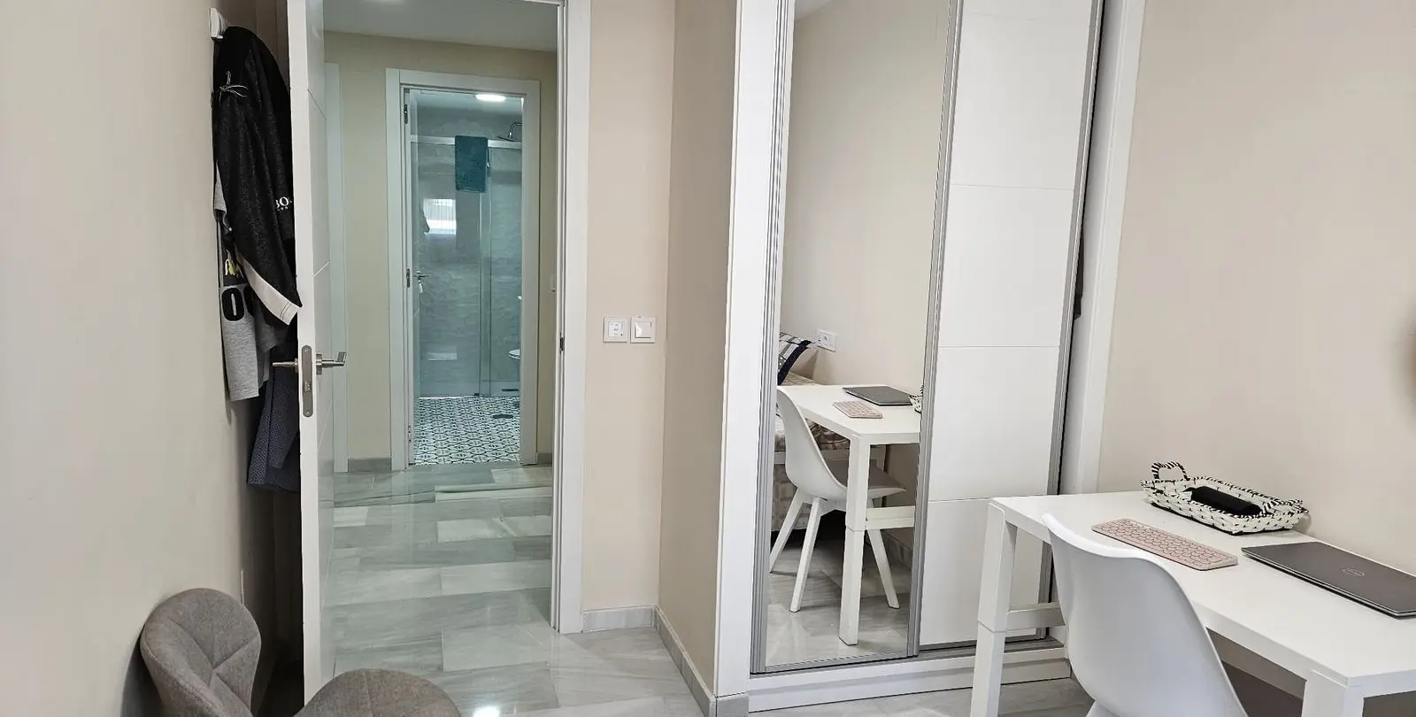 Venta de apartamento en planta media en Fuengirola 24