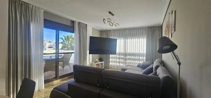 Venta de ático en Selwo 0