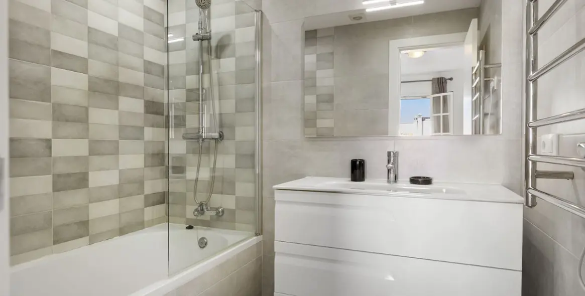 Продажа таунхауса в Bel Air 26