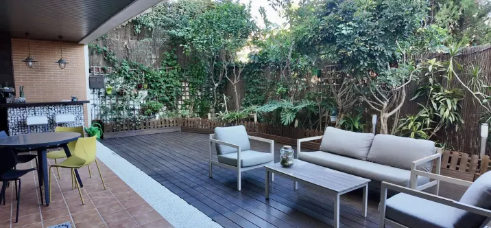 Продажа апартаментов на первом этаже в El Pinillo 0