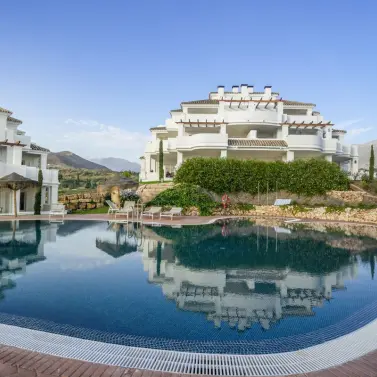 Sale of ground floor apartment in Aloha