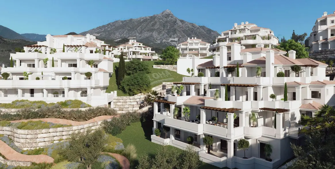 Sale of ground floor apartment in Aloha 2