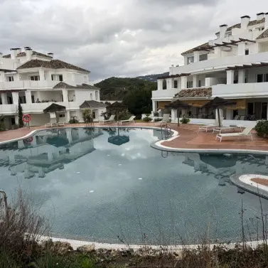 Sale of ground floor apartment in Aloha