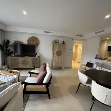 Sale of ground floor apartment in Aloha