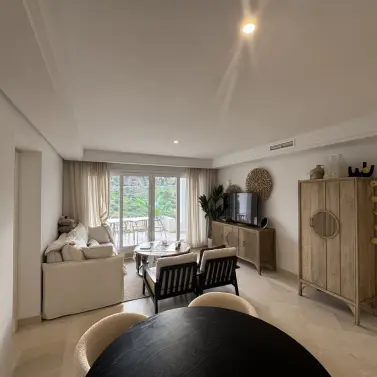 Sale of ground floor apartment in Aloha