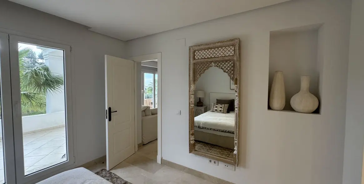 Sale of ground floor apartment in Aloha 11